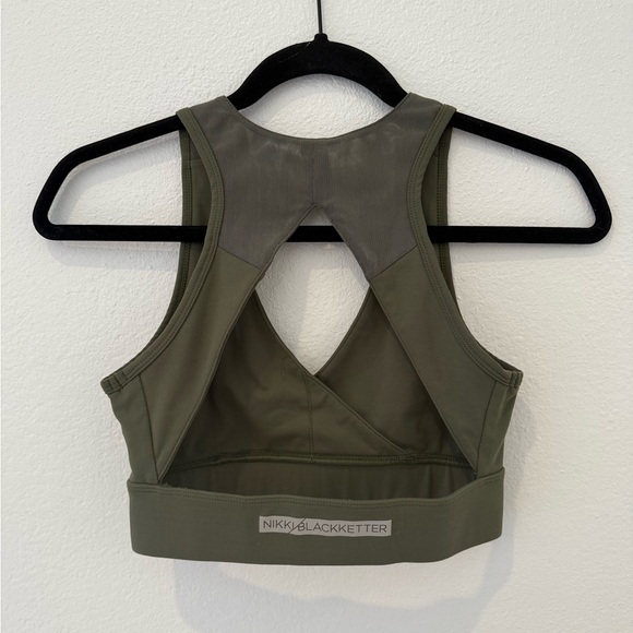 Gymshark x Nikki Blackletter Sports Bra - Picture 3 of 3